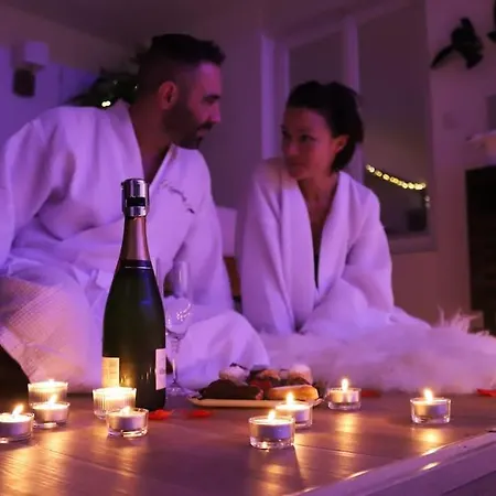 Unique - Sauna / Jacuzzi *
