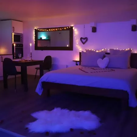 Unique - Sauna / Jacuzzi