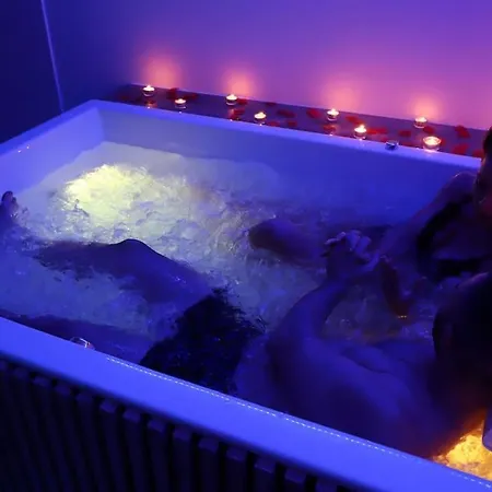 Unique - Sauna / Jacuzzi * Charleville-Mézières